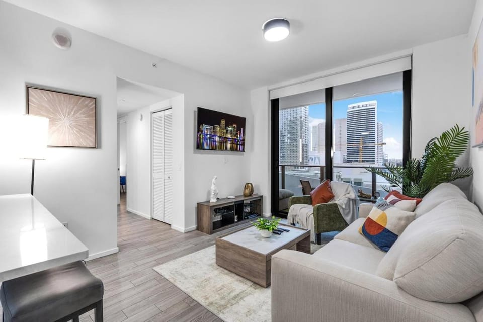 Best Location 2 bedrooms 2 bathrooms Apartment in Miami