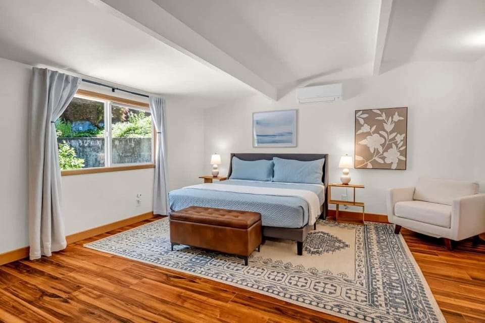 Exclusive Lakefront For 10 with Sauna Kayaks Peace House in Everett