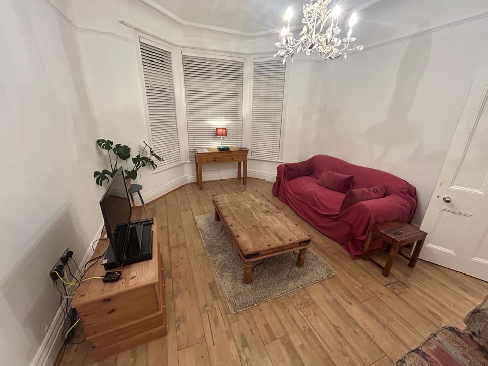 Banks Road Apartment in Wirral