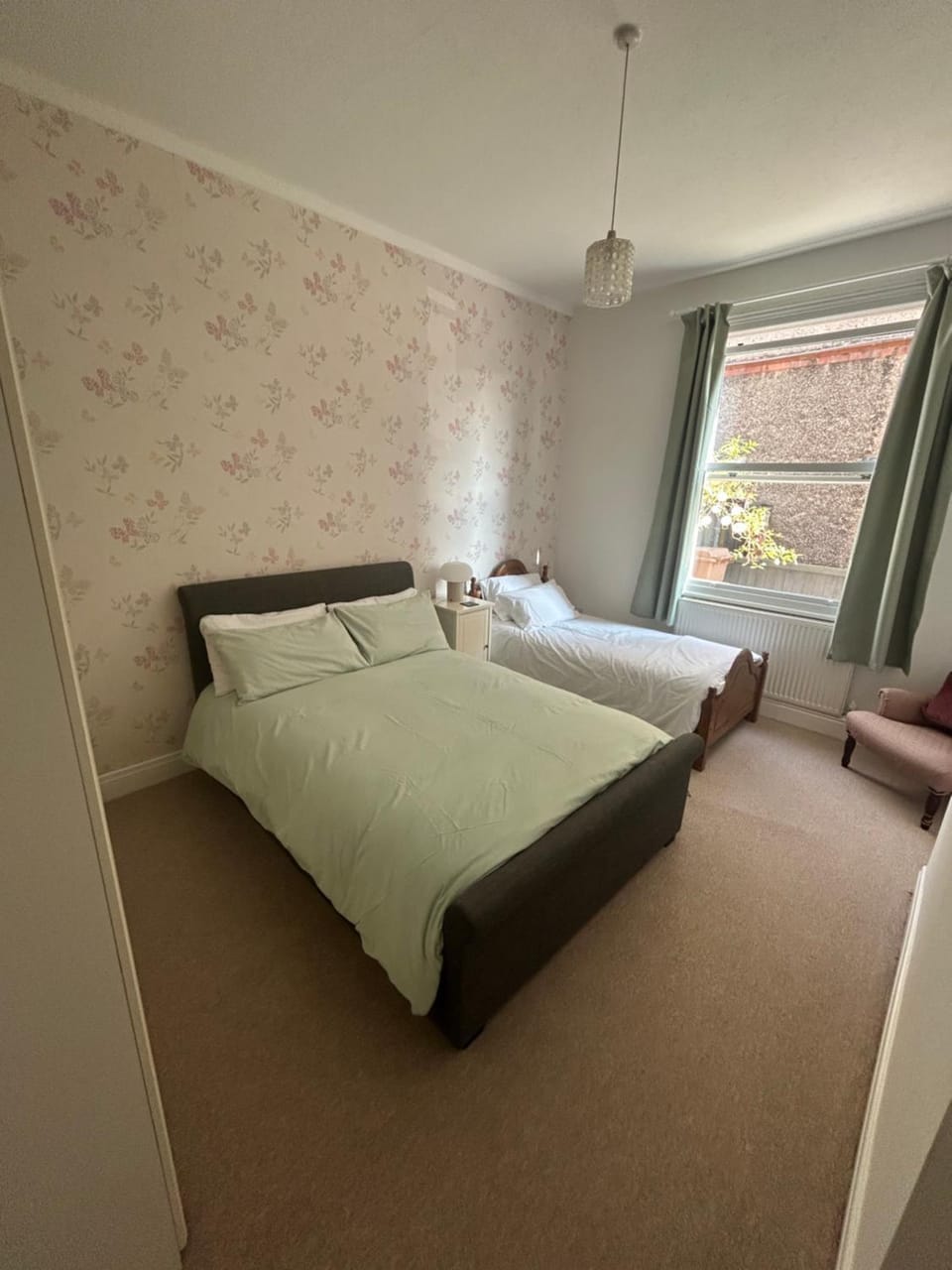 Banks Road Apartment in Wirral