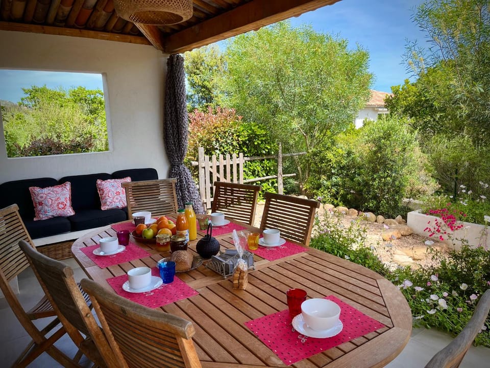 Patio, Garden, Balcony/Terrace, Dining area, Garden view