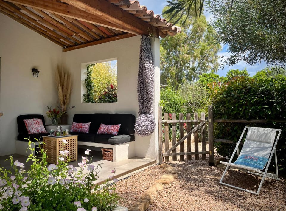 Patio, Garden, Balcony/Terrace, Garden view
