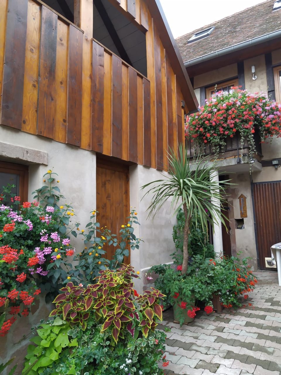 Balcony/Terrace, Inner courtyard view