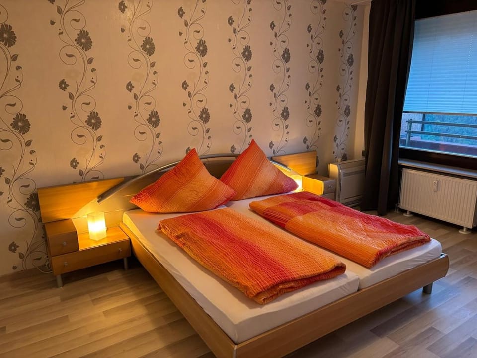 Ferienwohnung -Schöne Aussicht- im Taunusblick A-1003 Apartment in Koblenz