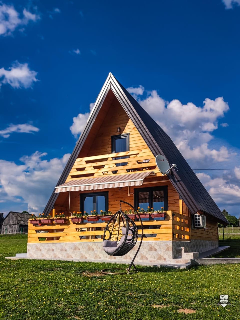 ROMANIJA 2-Brvnara za odmor House in Bosnia and Herzegovina