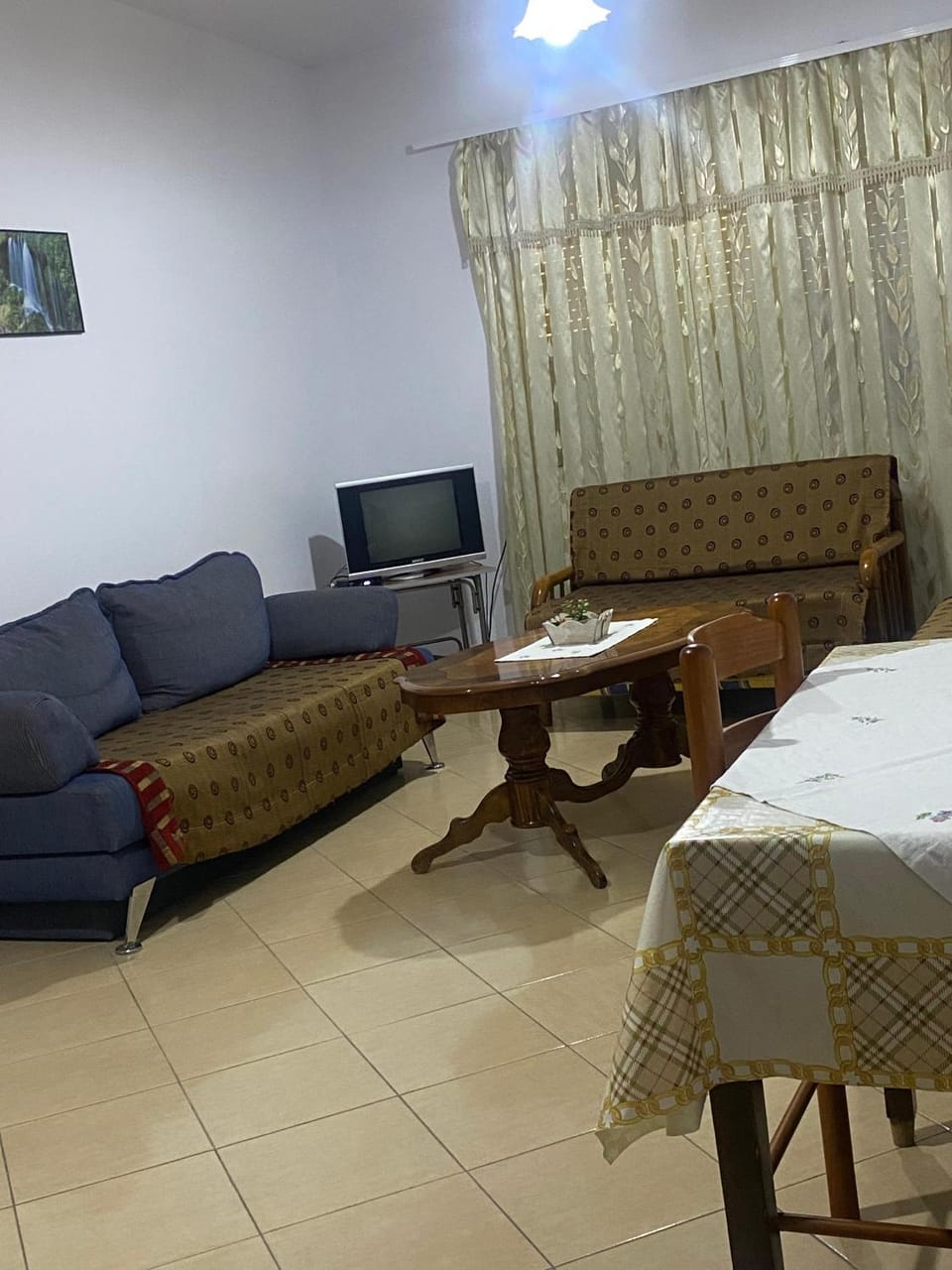 Communal lounge/ TV room, Living room, Seating area