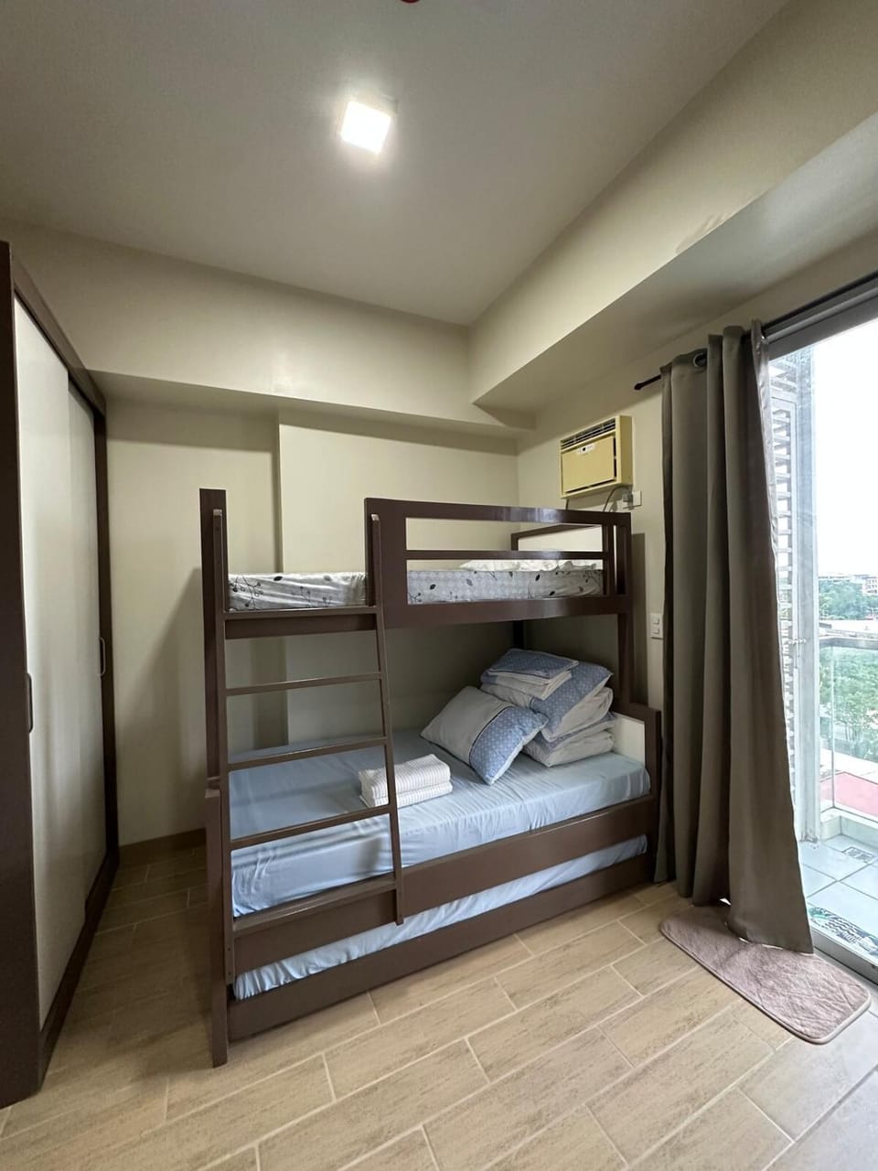 Cozy Condo in Megaworld Iloilo Apartment in Iloilo City