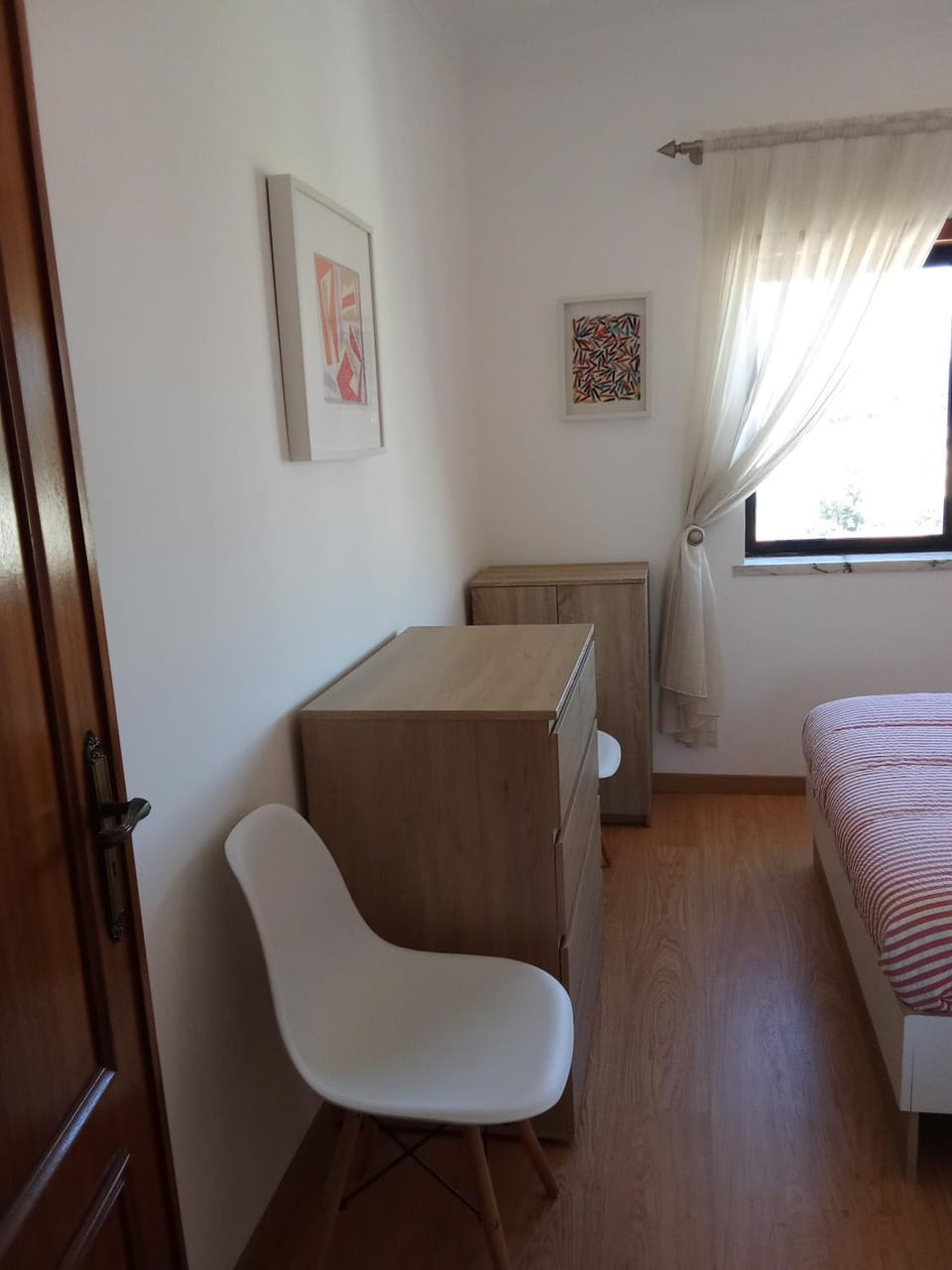 Seating area, Bedroom
