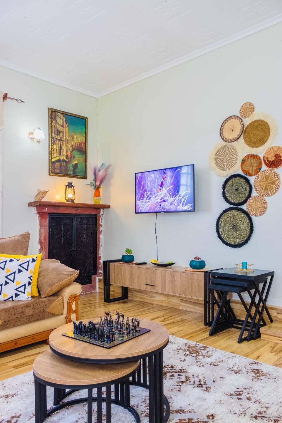 Communal lounge/ TV room