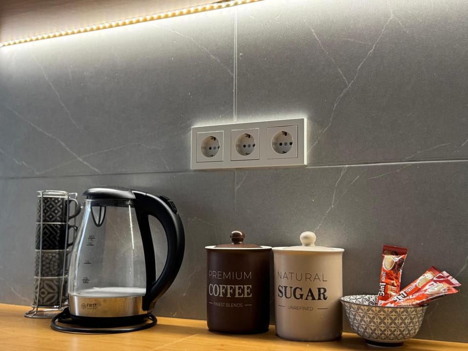 Coffee/tea facilities, Kitchen or kitchenette