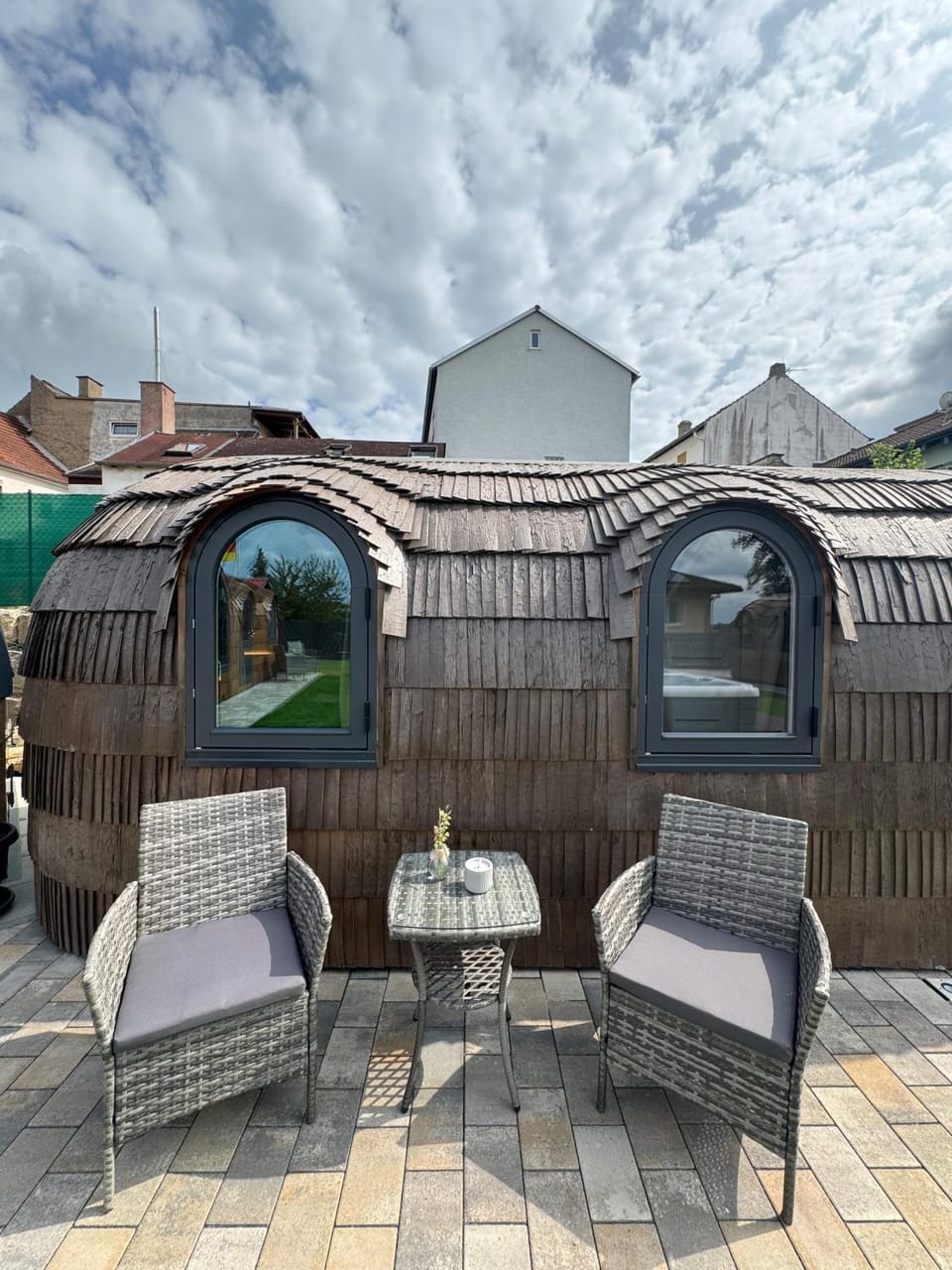 Communal lounge/ TV room, Day, Balcony/Terrace, Seating area