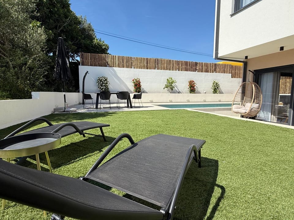 Garden, Balcony/Terrace