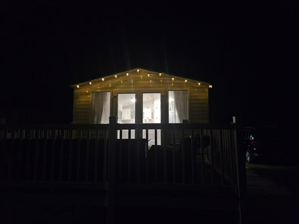 Property building, Night