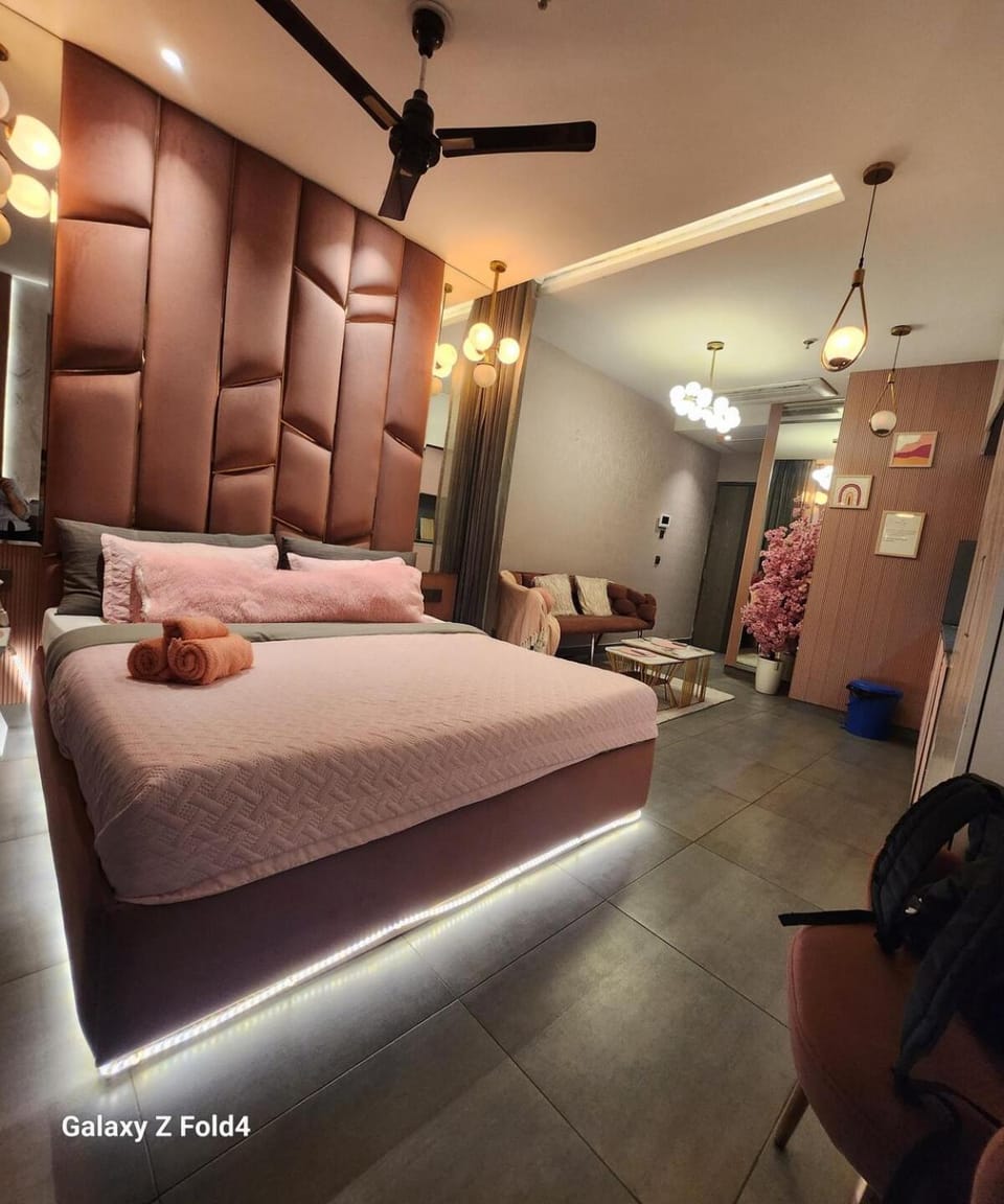 Cherryluxe Apartment in Noida