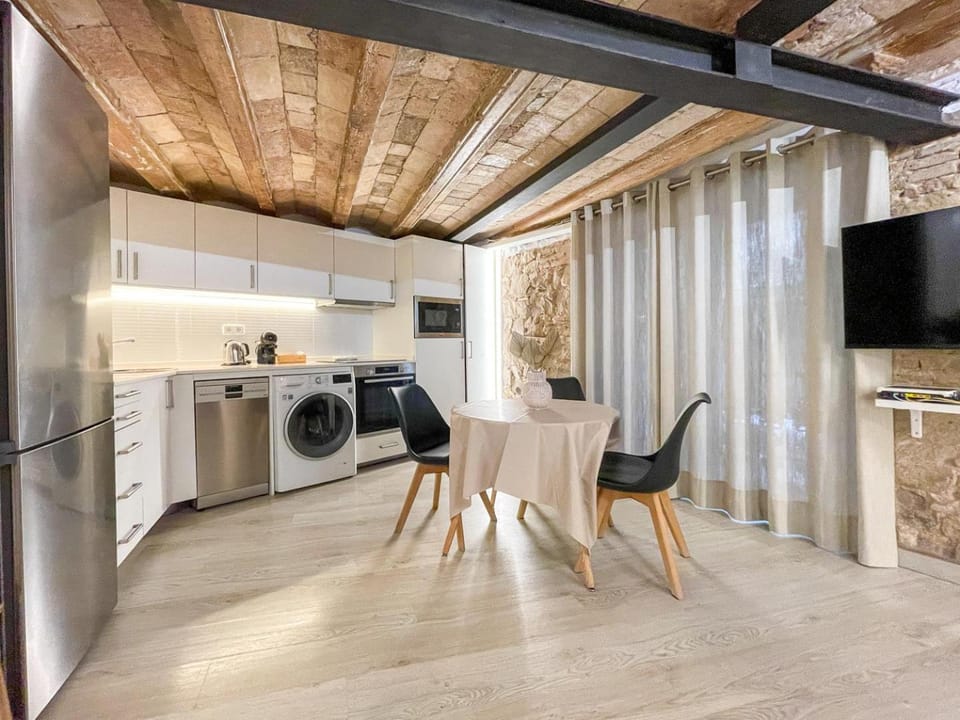 Barcelona Touch Apartments - Creu dels Molers Apartment in Barcelona