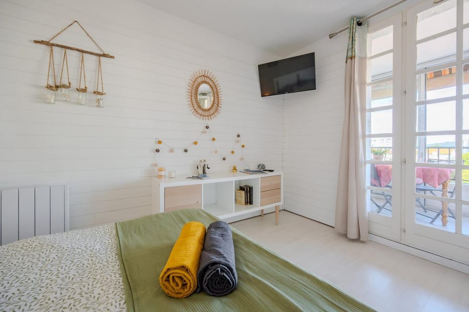 Studio Horizon Sablettes Apartment in La Seyne-sur-Mer