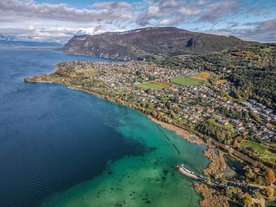 Beach, Lake view, Mountain view