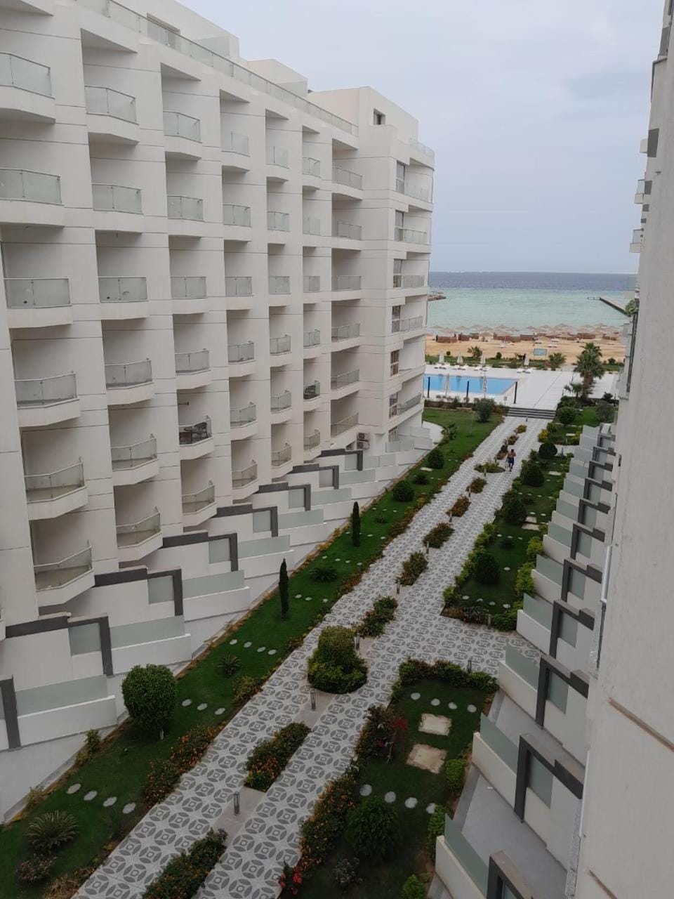 Property building, Day, Pool view, Sea view, Swimming pool
