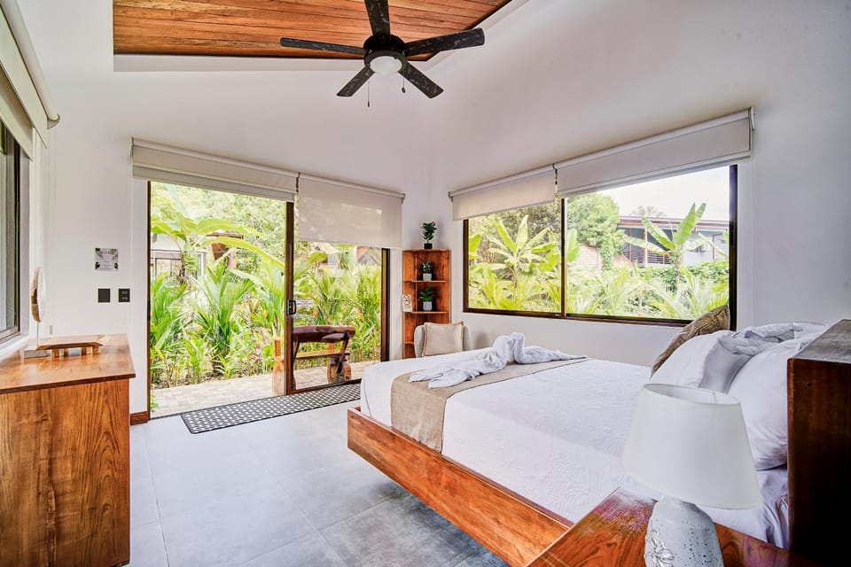 Paradise Studio- Pool, beach, yoga Villa in Panama