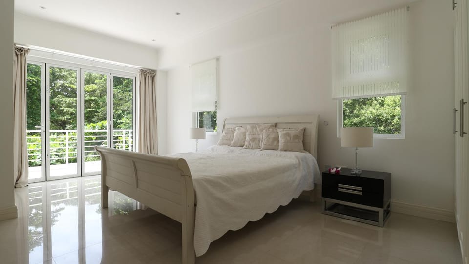 Bed, Balcony/Terrace, Bedroom