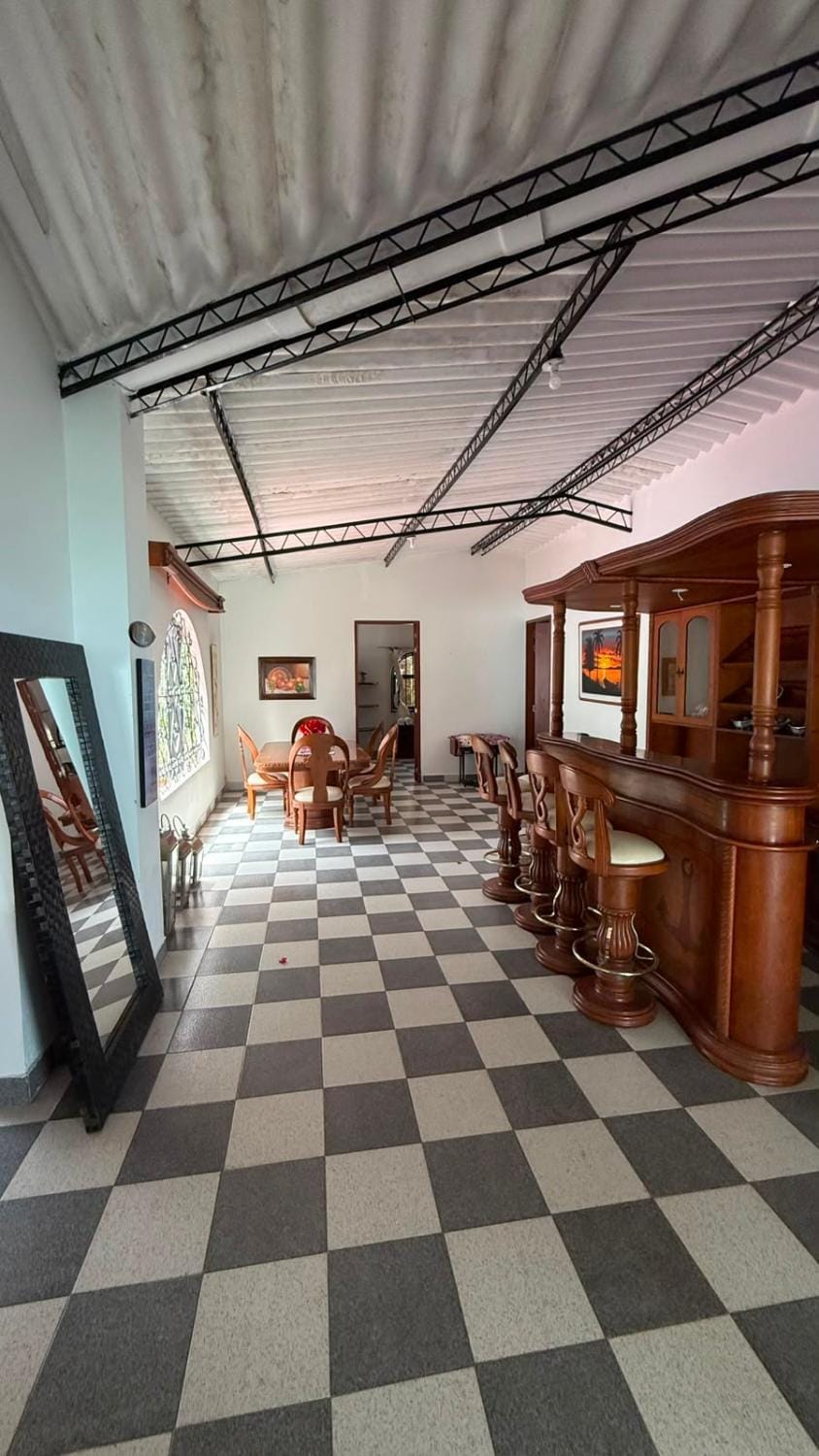 Living room, minibar