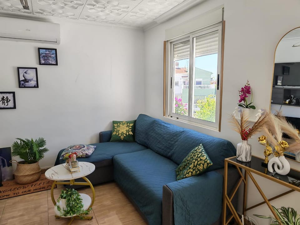 Bungalow feliz acepto mascotas House in Torrevieja
