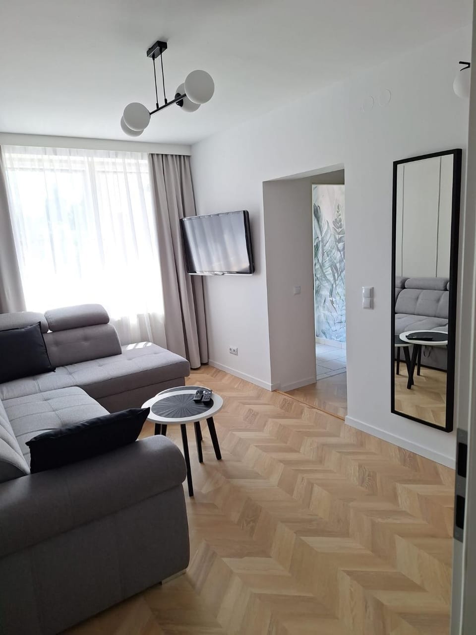 TV and multimedia, Living room, Seating area
