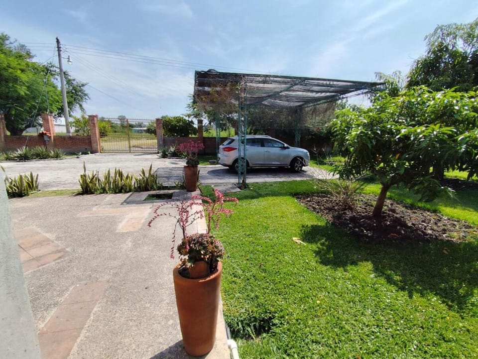 Casa de campo con alberca Villa in State of Morelos