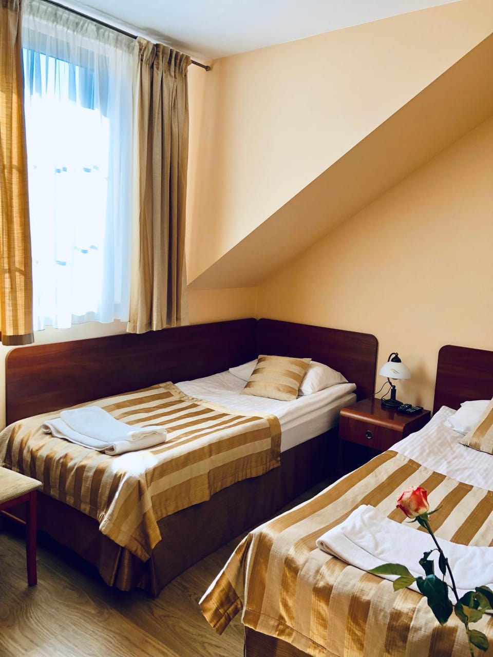 Bed, Photo of the whole room, Bedroom, towels