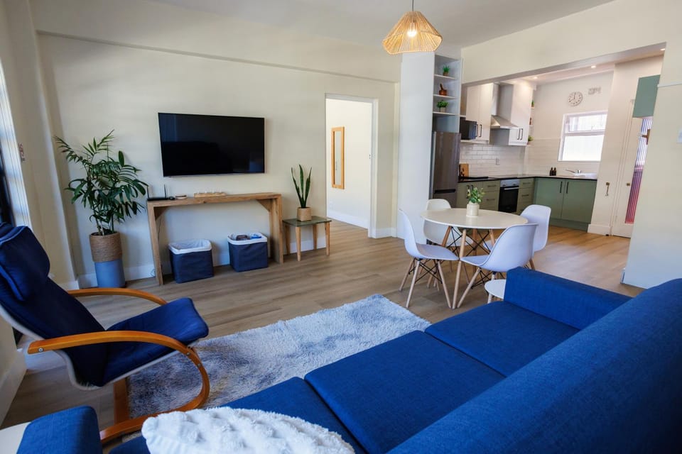 Modern Seaside Apartment Apartment in Cape Town