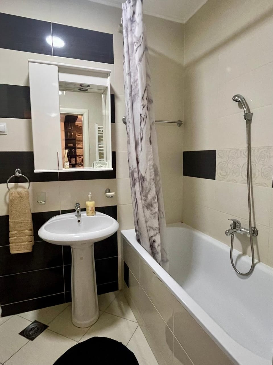 Shower, Bathroom