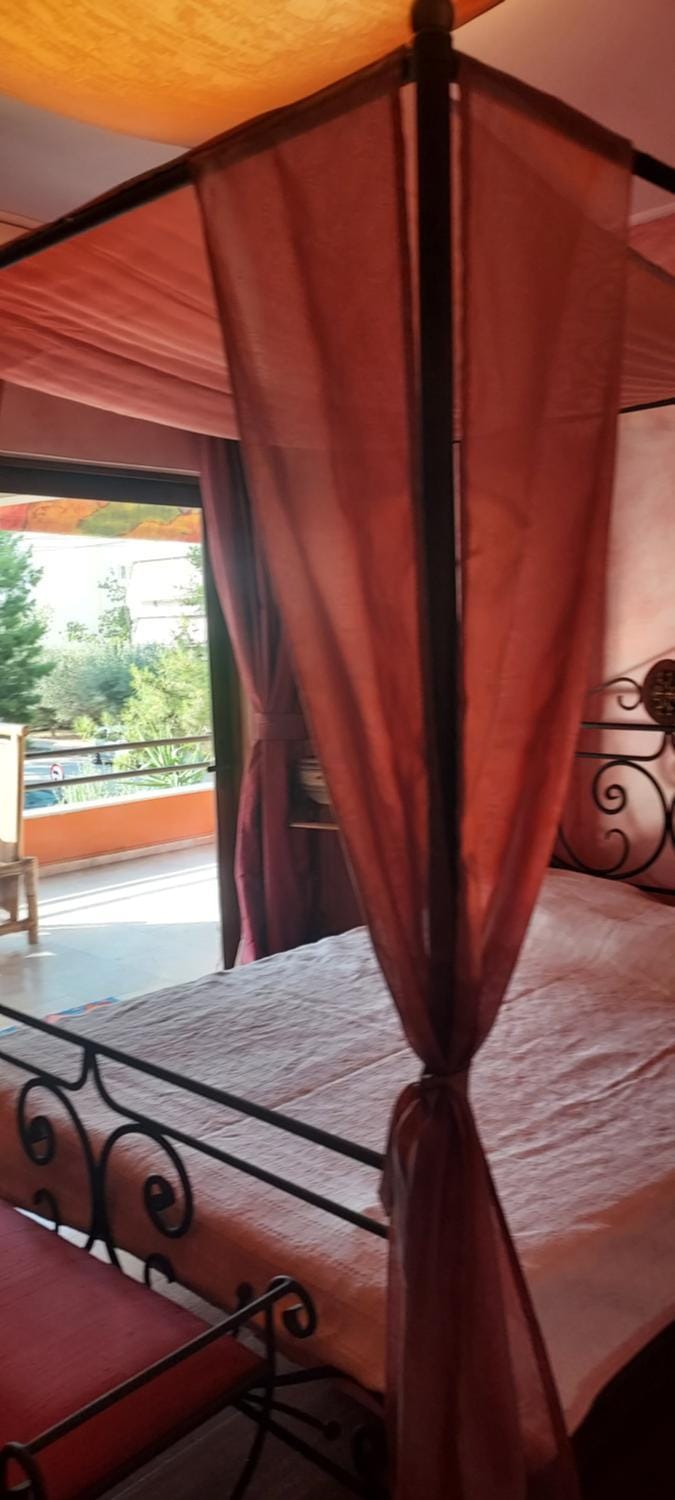 Beautiful apartment in the center of Glyfada Apartment in South Athens