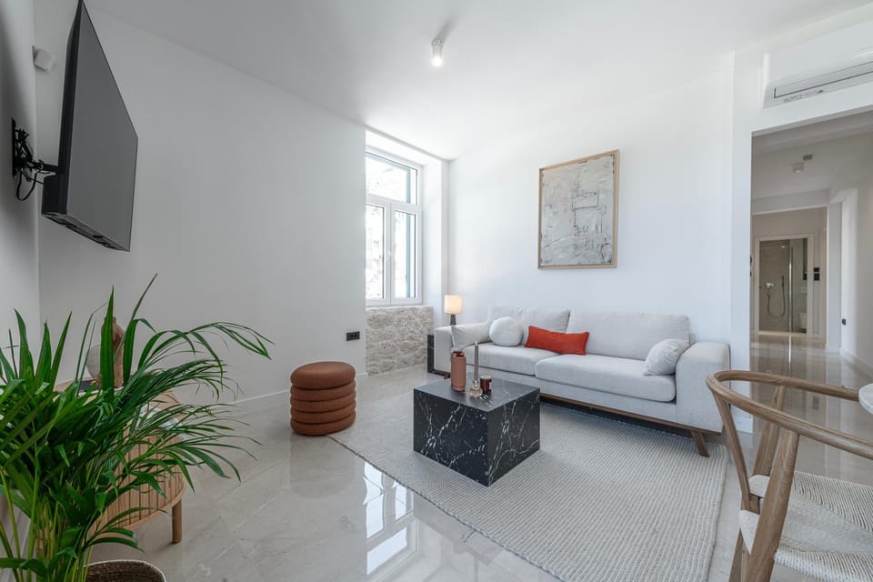 TV and multimedia, Living room, Seating area