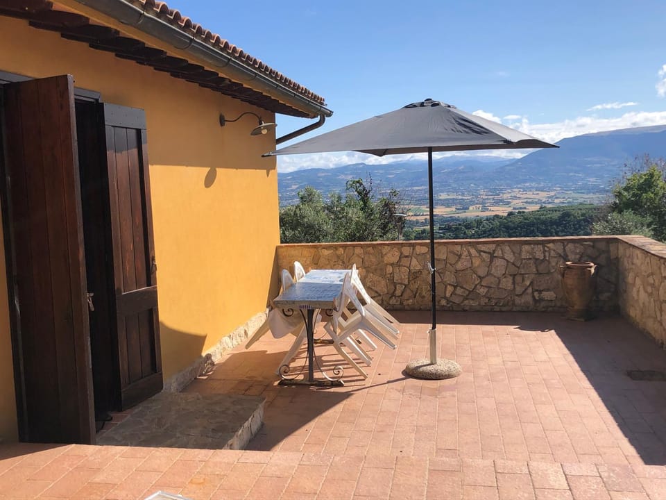 View (from property/room), Balcony/Terrace, Dining area, Mountain view, Lunch