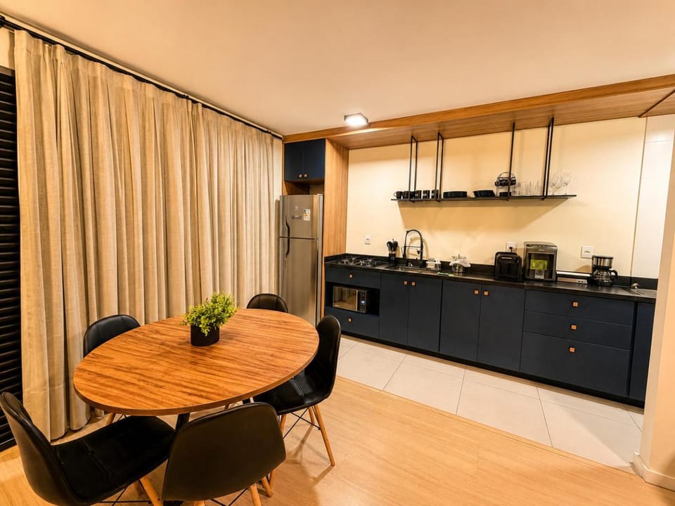 Apartamento 2 Quartos Premium com Suíte no Centro com Piscina, Academia e Garagem - Prédio de Alto Padrão Apartment in Chapecó