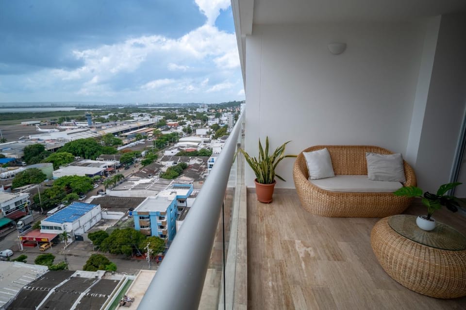 New Apto Beach Front & Close to Airport Apartment in Cartagena