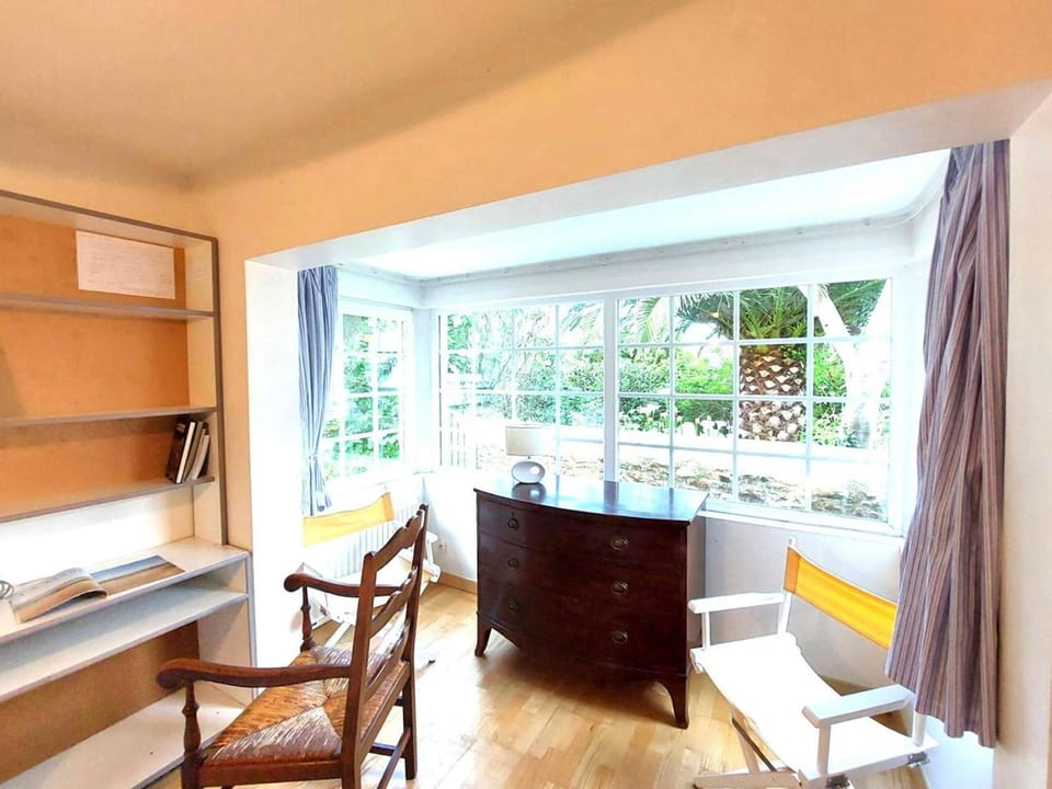 Maison confortable Côte de Granit Rose avec parking - FR-1-542-75 House in Trégastel