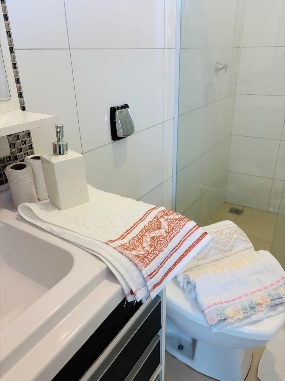 Sobrado espaçoso e aconchegante proximo ao centro Apartment in State of Paraná