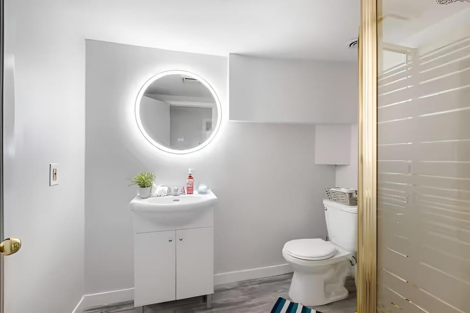 Bathroom, bidet