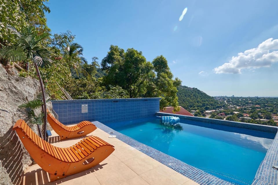 Pool view, Swimming pool