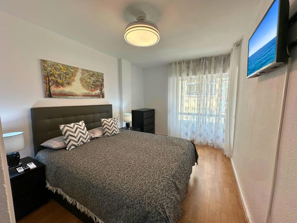 Apartamento Mar Báltico: Los Locos Beach Apartment in Torrevieja
