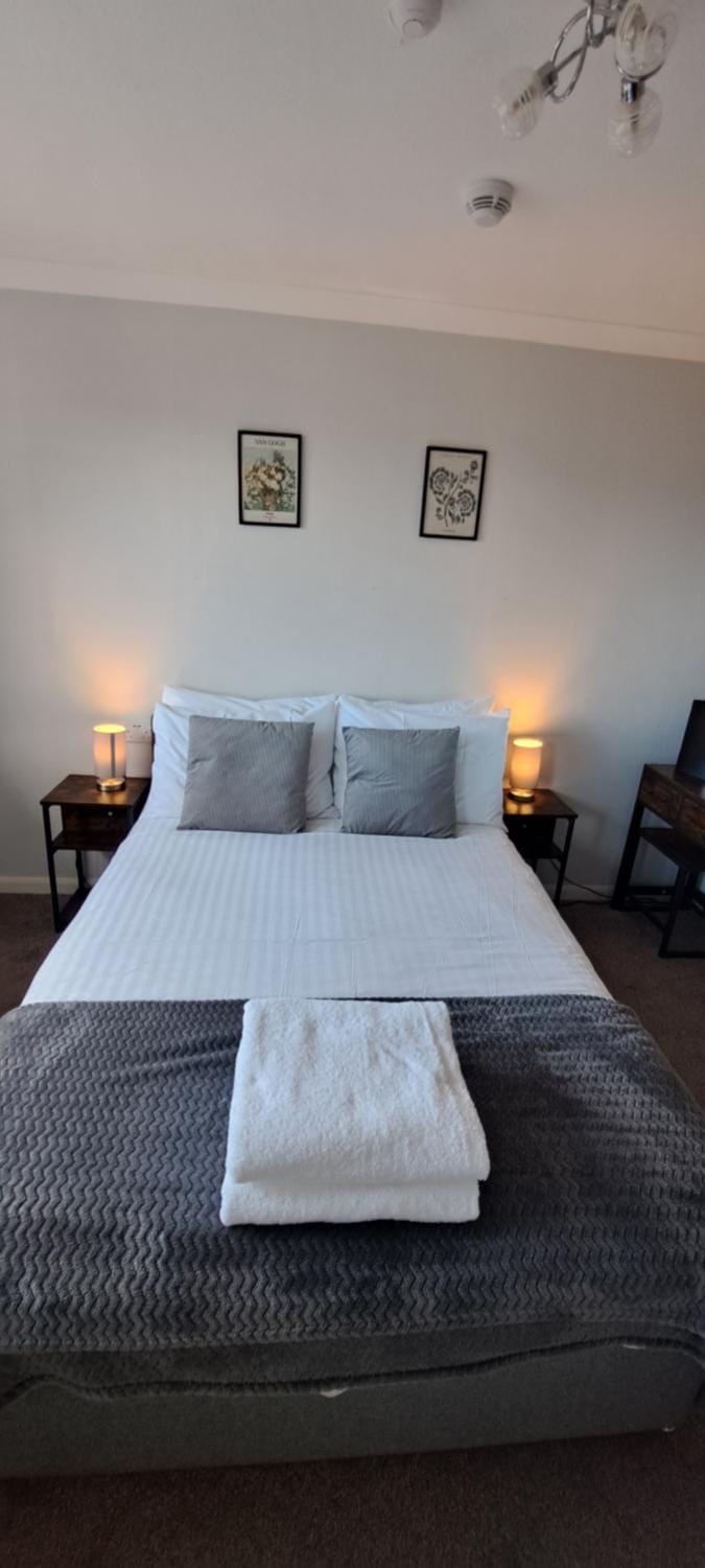 Bed, Bedroom