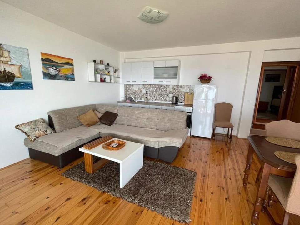 Apartment Luna Apartment in Ulcinj