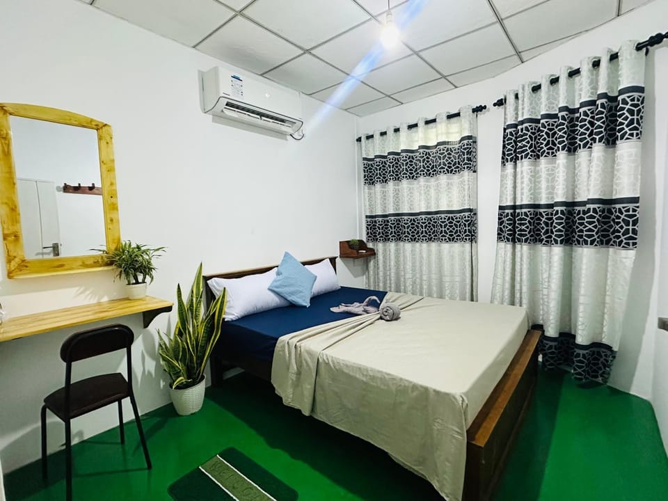 Bed, Bedroom, air conditioner