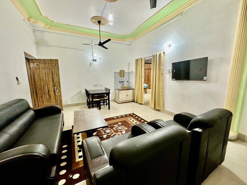 Royal Living in Maan Mahal 2BHK 202 Villa in India