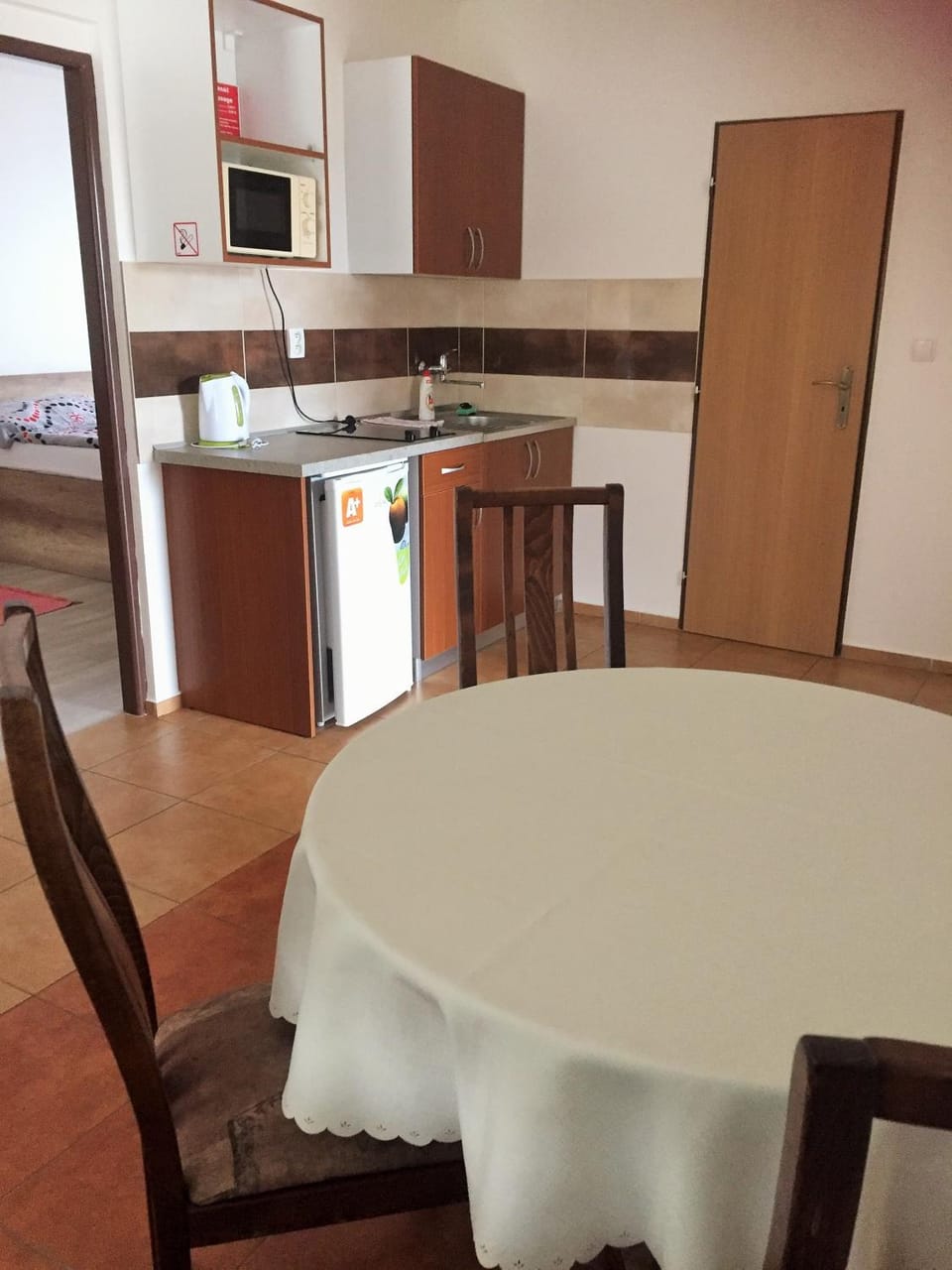 Kitchen or kitchenette