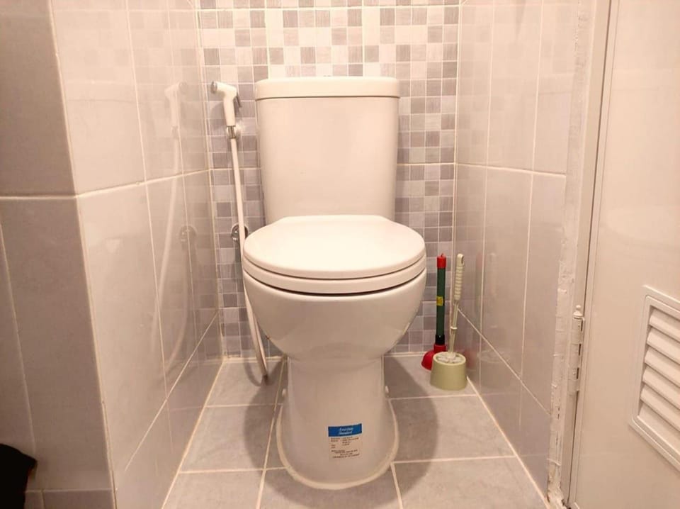 Toilet, Bathroom