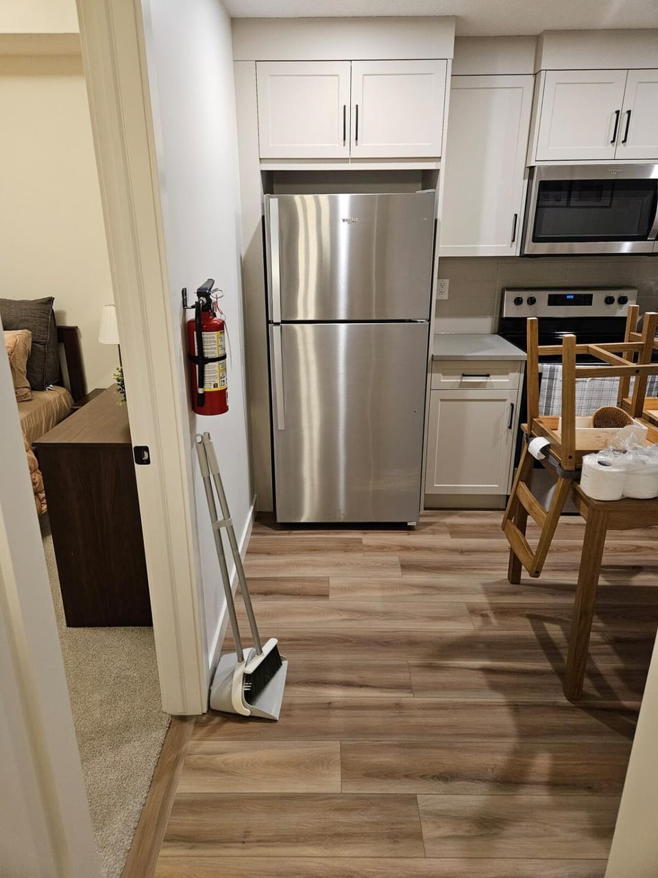 Emeka & Comfort Apartment in Calgary