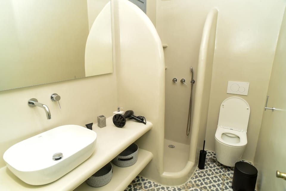 Shower, Bathroom, towels