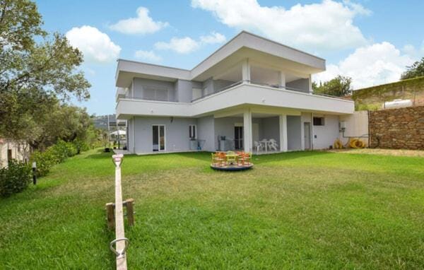 Viridis Apartment in Campania